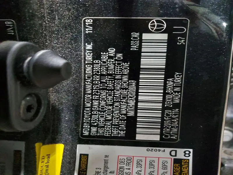 2019 TOYOTA C-HR XLE  