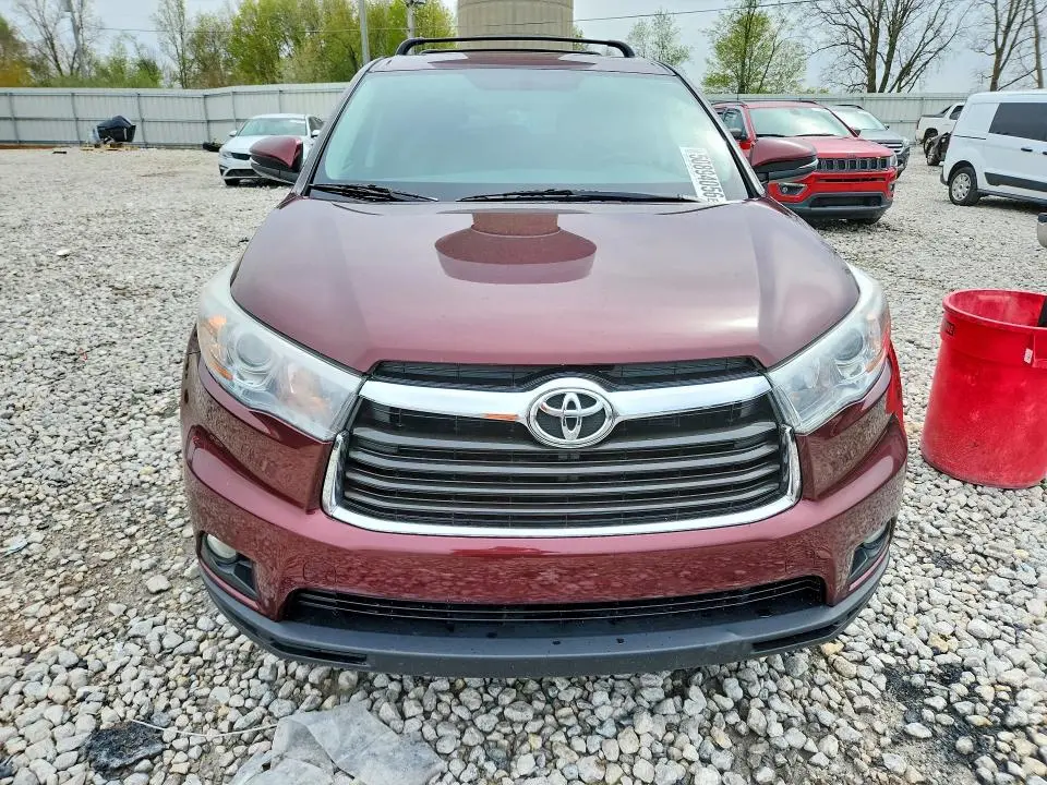 2015 TOYOTA HIGHLANDER LE PLUS  