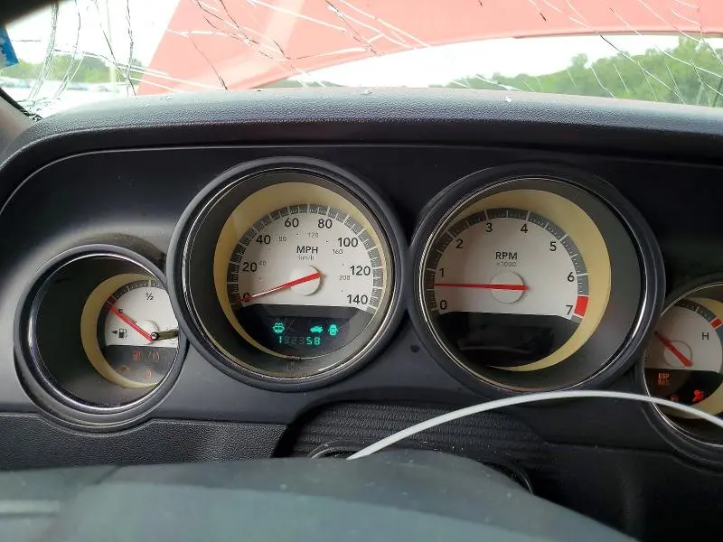 2010 DODGE CHALLENGER SE  