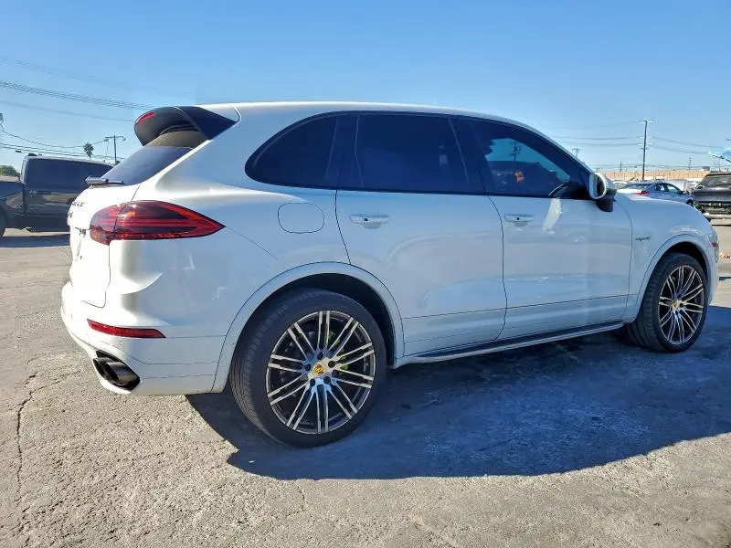 2017 PORSCHE CAYENNE SE HYBRID PLATINUM  