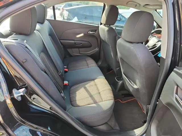 2016 CHEVROLET SONIC LT  