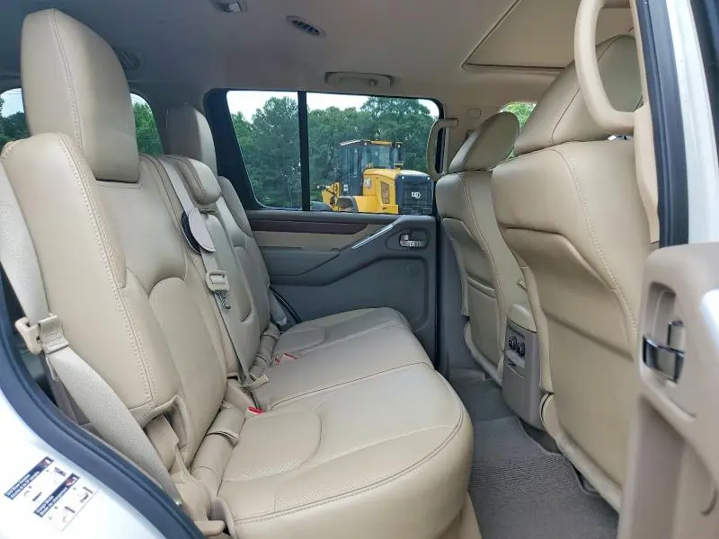 2012 NISSAN PATHFINDER S  