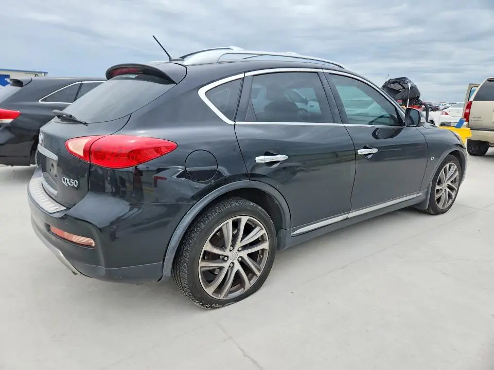 2016 INFINITI QX50 BASE  