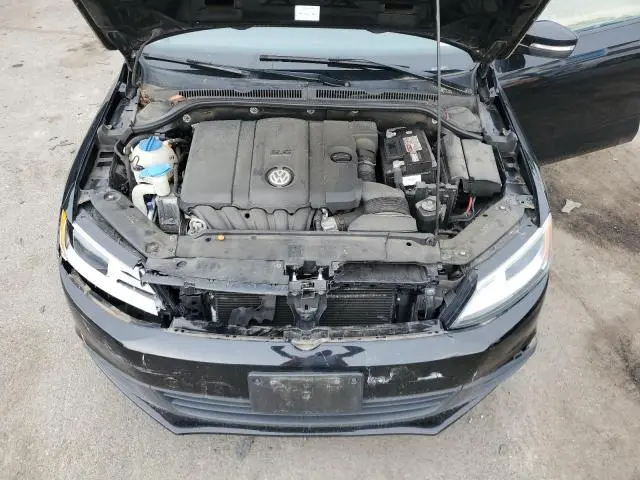 2012 VOLKSWAGEN JETTA SE  