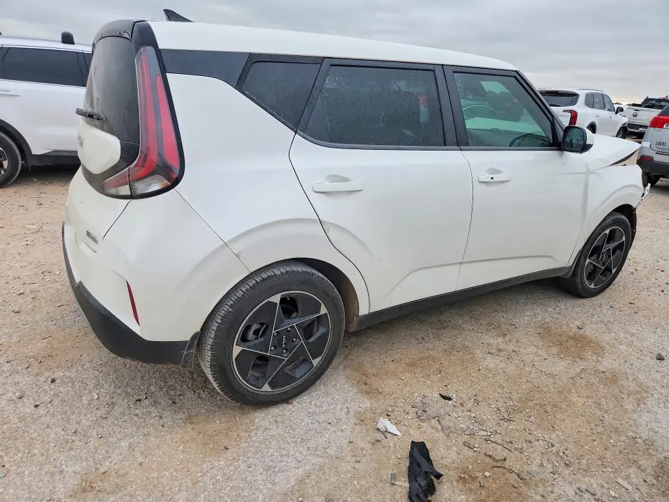 2023 KIA SOUL   