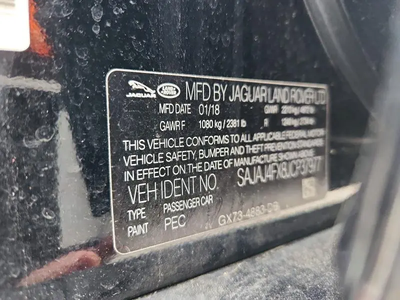 2018 JAGUAR XE PREMIUM  