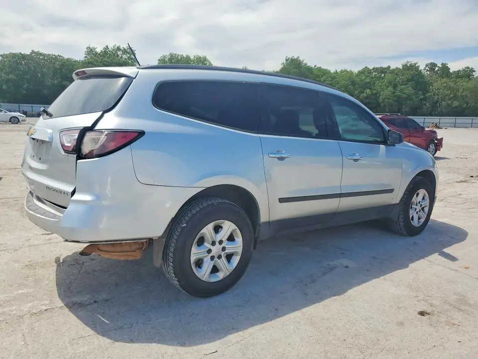 2014 CHEVROLET TRAVERSE LS  