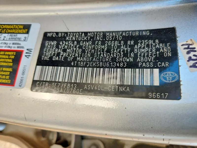 2011 TOYOTA CAMRY LE  