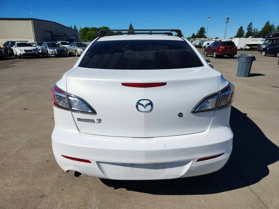 2013 MAZDA 3 I  