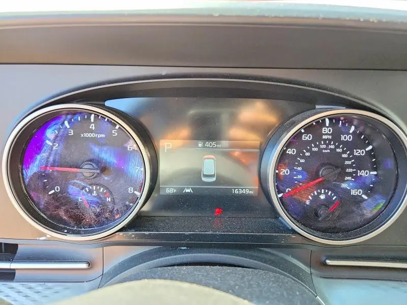 2024 KIA CARNIVAL LX  