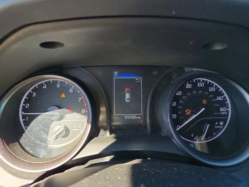 2021 TOYOTA CAMRY SE  