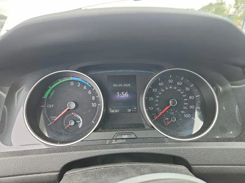 2019 VOLKSWAGEN E-GOLF SE  