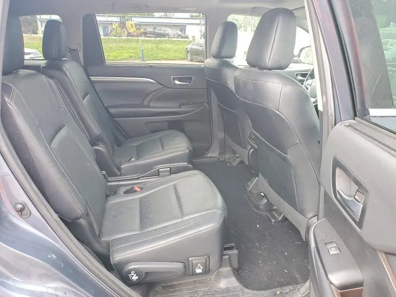 2018 TOYOTA HIGHLANDER LIMITED  