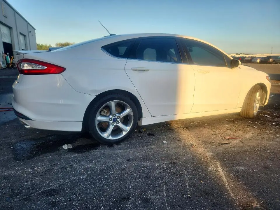 2014 FORD FUSION SE  
