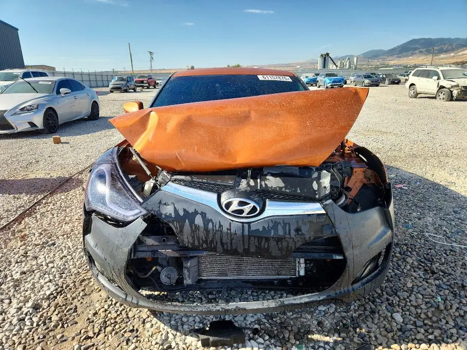 2017 HYUNDAI VELOSTER BASE  