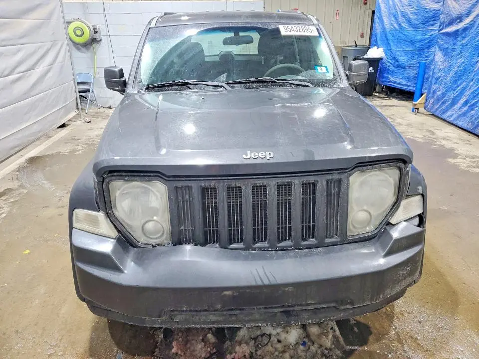 2010 JEEP LIBERTY SPORT  