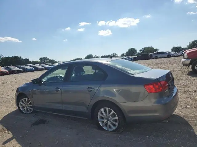 2011 VOLKSWAGEN JETTA SE  