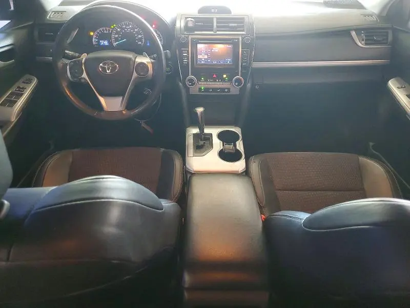 2012 TOYOTA CAMRY SE  