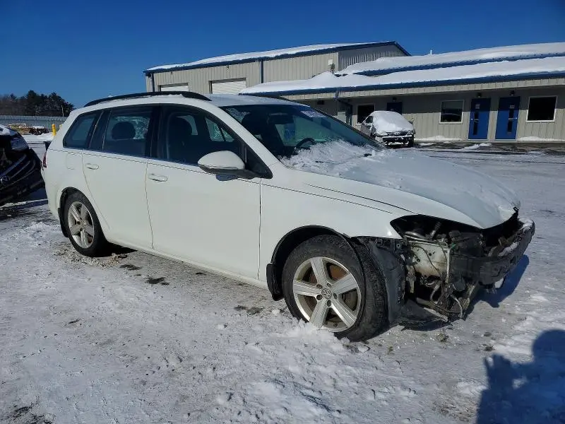 2015 VOLKSWAGEN GOLF SPORTWAGEN TDI S  