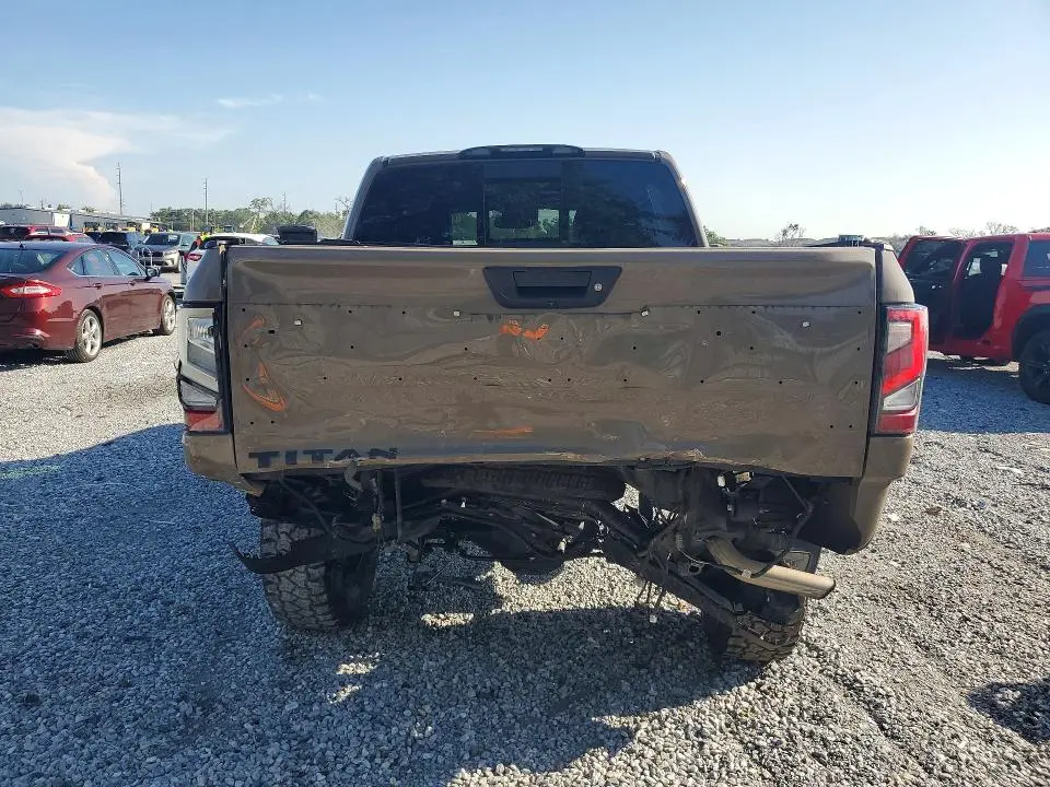 2021 NISSAN TITAN PRO-4X  