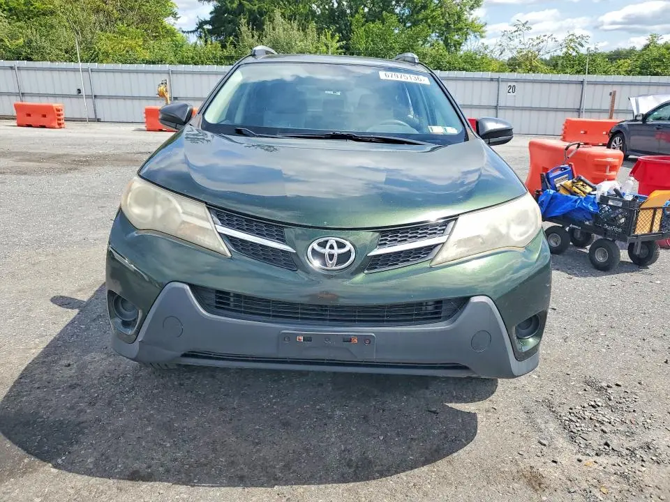 2013 TOYOTA RAV4 LE  