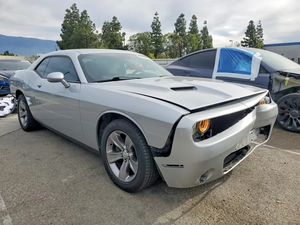 2019 DODGE CHALLENGER SXT  