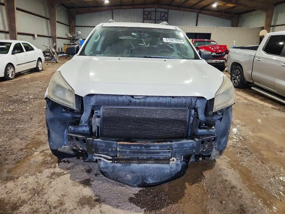 2013 GMC ACADIA SLE  