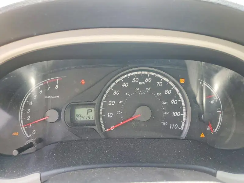 2011 TOYOTA SIENNA LE  
