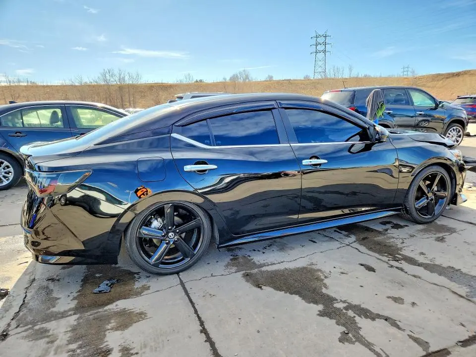 2022 NISSAN SENTRA SR  