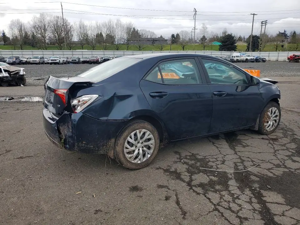 2017 TOYOTA COROLLA LE  