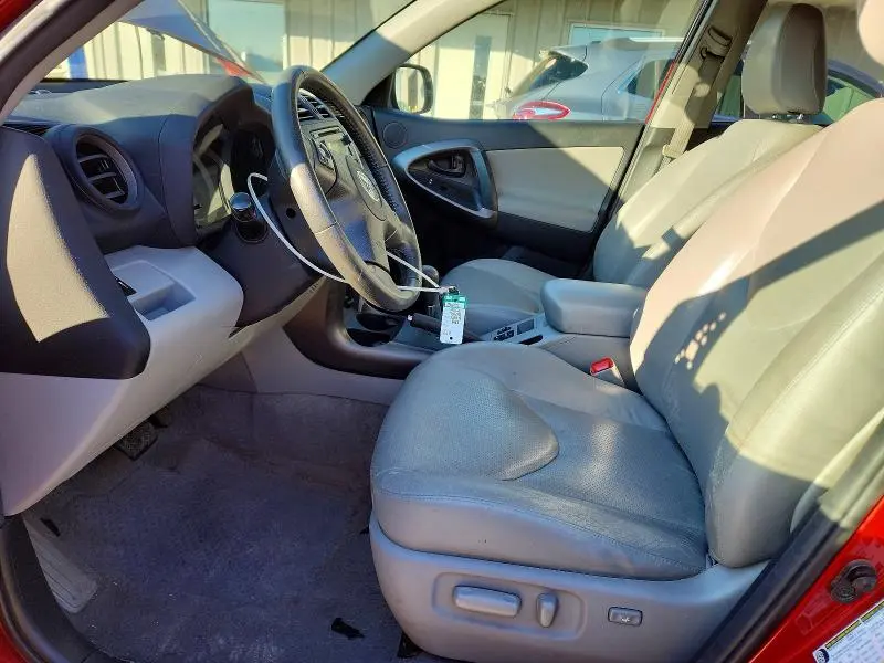 2012 TOYOTA RAV4 LIMITED  