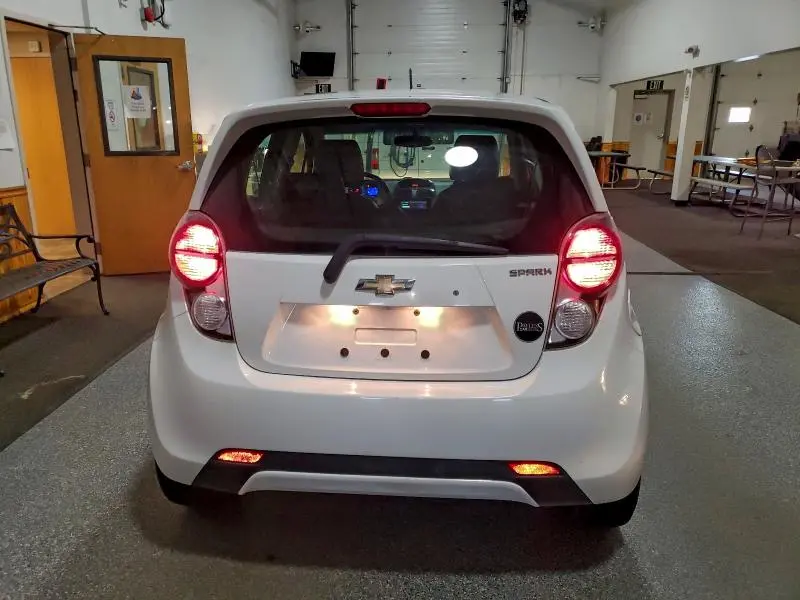 2015 CHEVROLET SPARK 1LT  