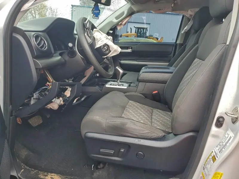 2019 TOYOTA TUNDRA CREWMAX SR5  