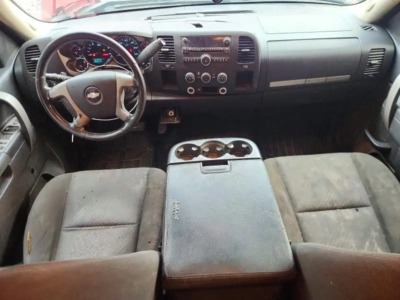 2010 CHEVROLET SILVERADO C1500 LT  