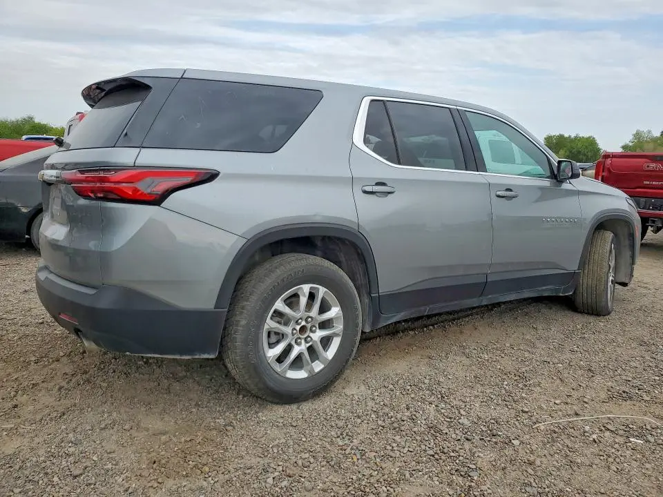 2023 CHEVROLET TRAVERSE LS  