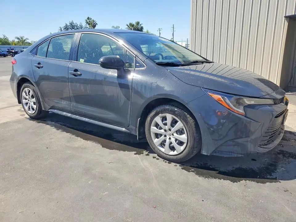 2025 TOYOTA COROLLA LE  