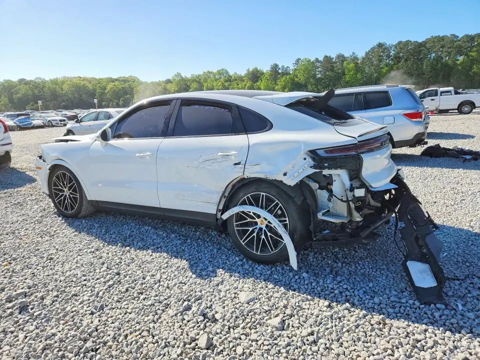 2024 PORSCHE CAYENNE COUPE  