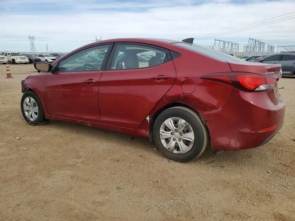 2016 HYUNDAI ELANTRA SE  
