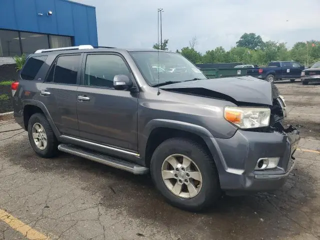 2011 TOYOTA 4RUNNER SR5  