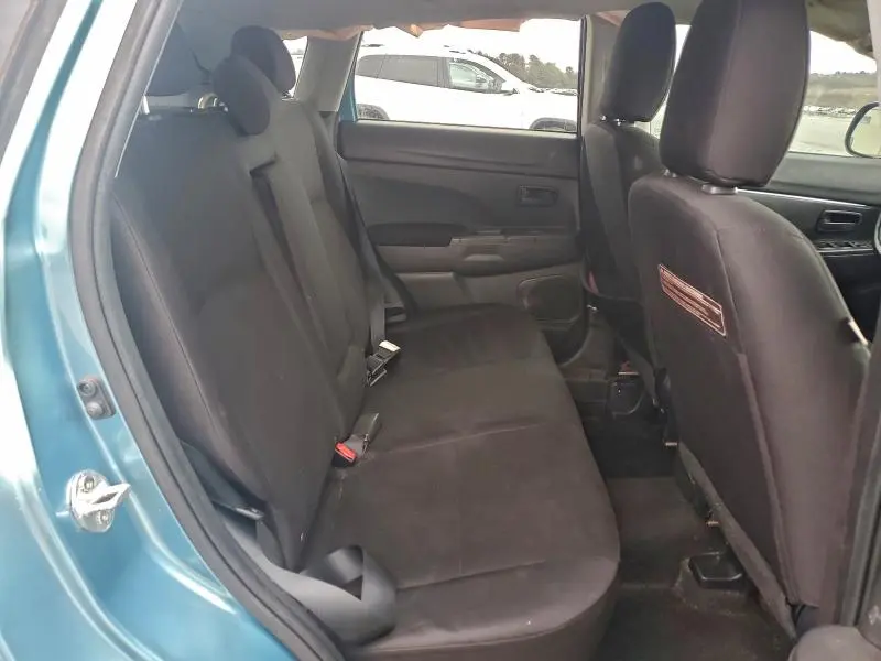 2014 MITSUBISHI OUTLANDER SPORT ES  