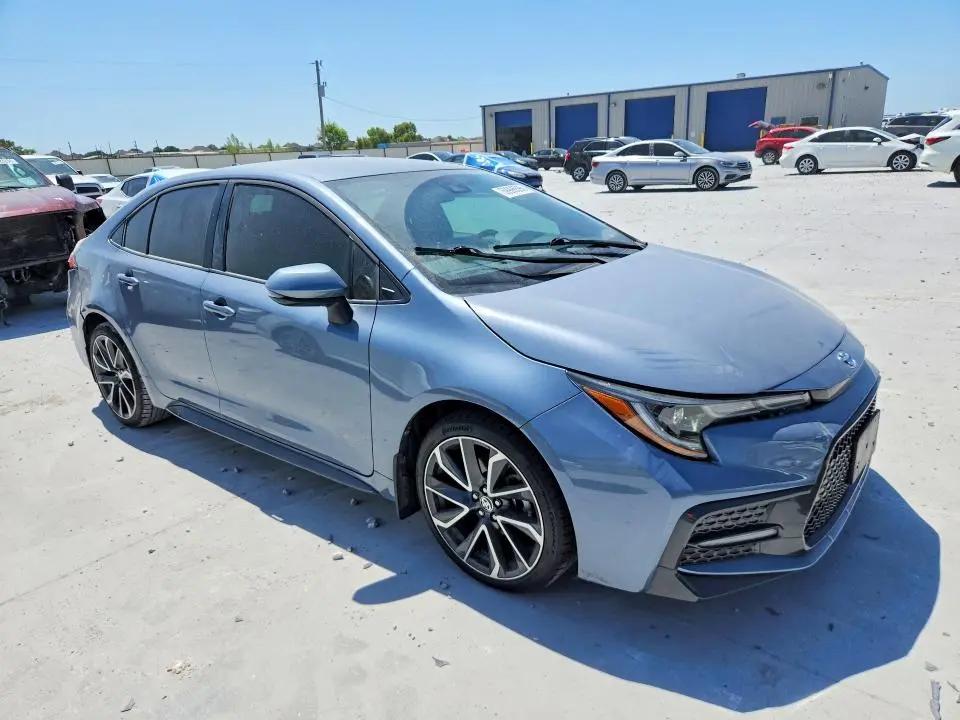 2021 TOYOTA COROLLA SE  