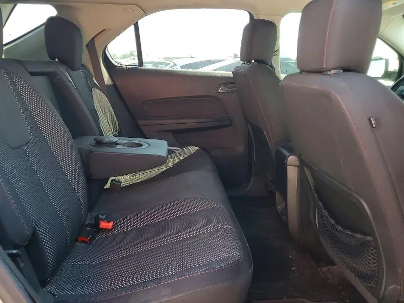 2015 CHEVROLET EQUINOX LT  