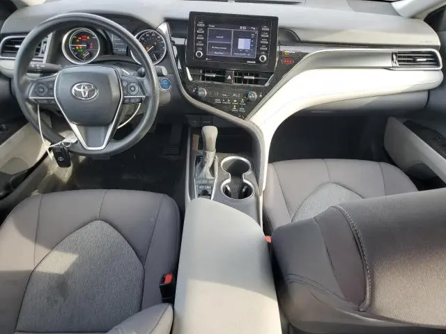 2022 TOYOTA CAMRY LE  
