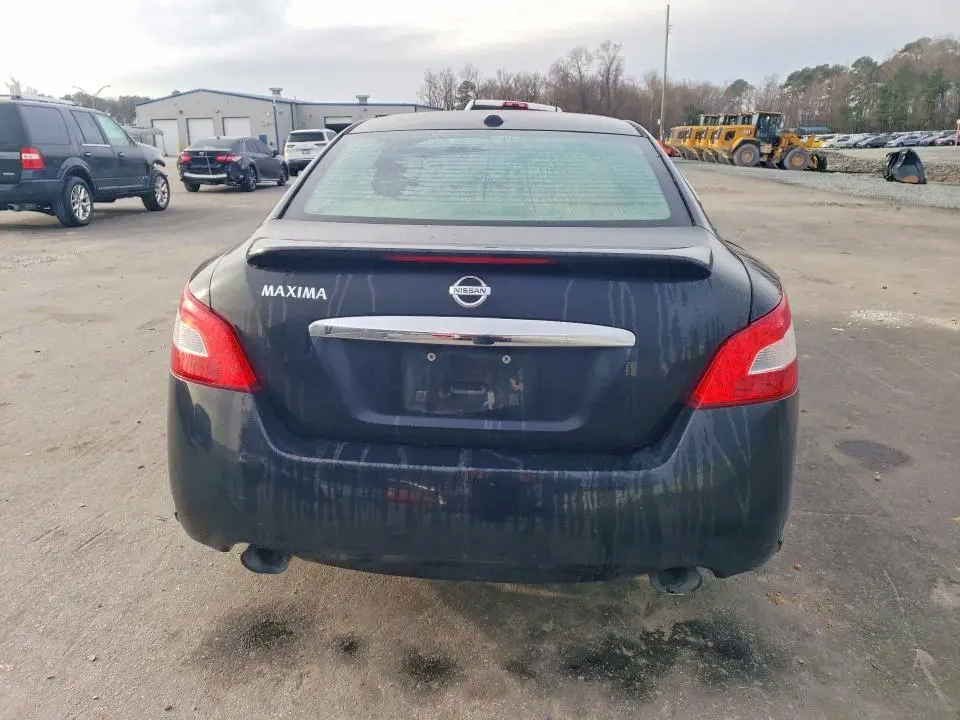 2010 NISSAN MAXIMA 3.5 S  