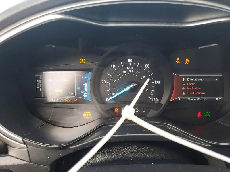 2019 FORD FUSION SE  