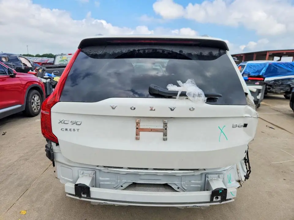 2023 VOLVO XC90 PLUS  
