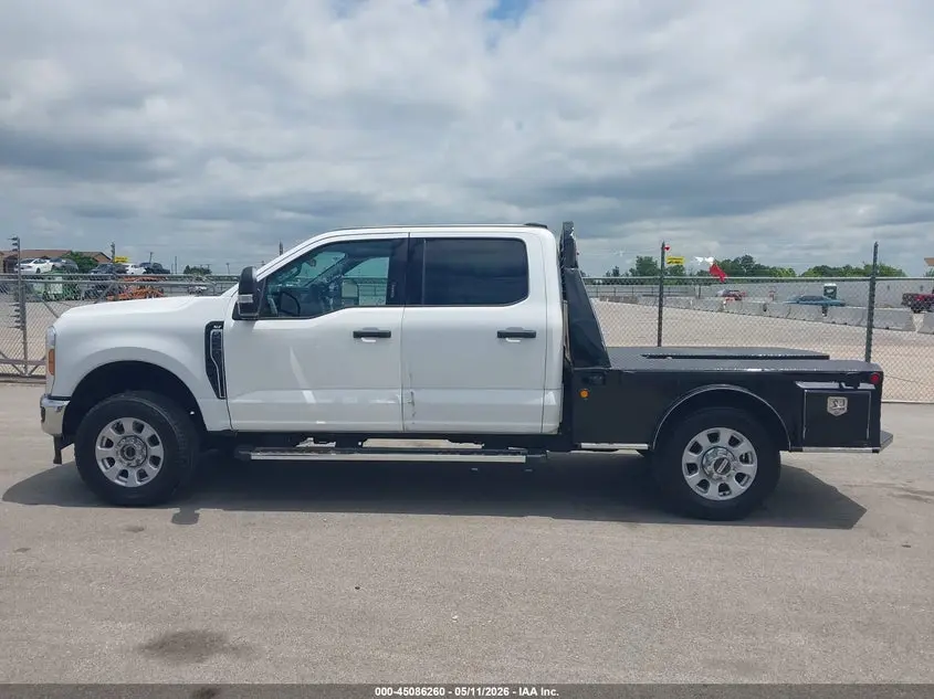 2024 FORD F-250 XLT