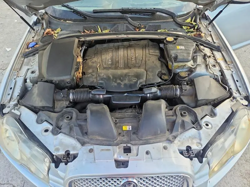 2010 JAGUAR XF PREMIUM  