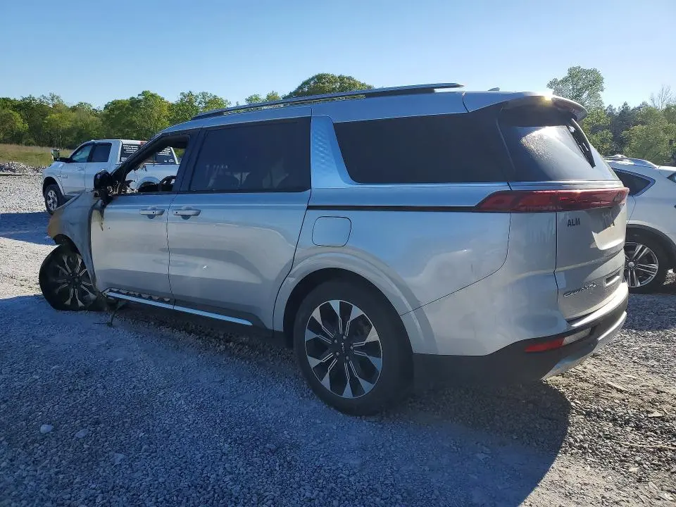 2022 KIA CARNIVAL EX  