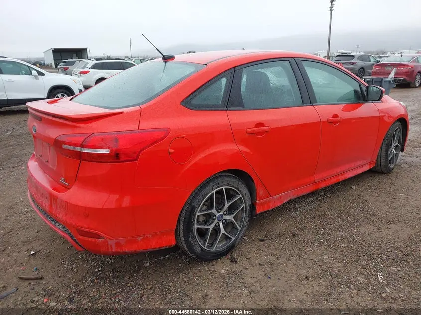 2016 FORD FOCUS SE